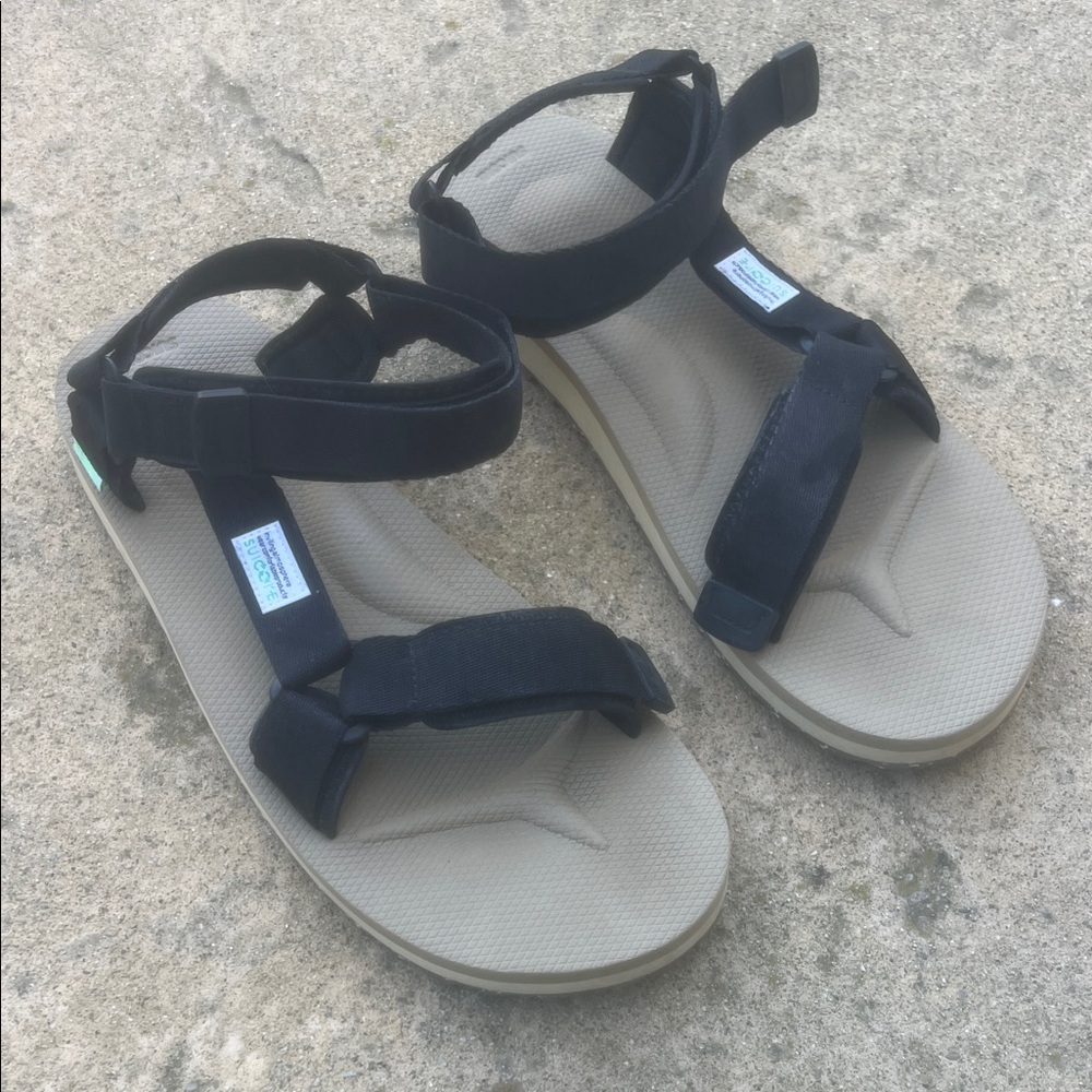 Suicoke Men's Depa-V2 Black Strap Vibram Sole Sandals Size 12
